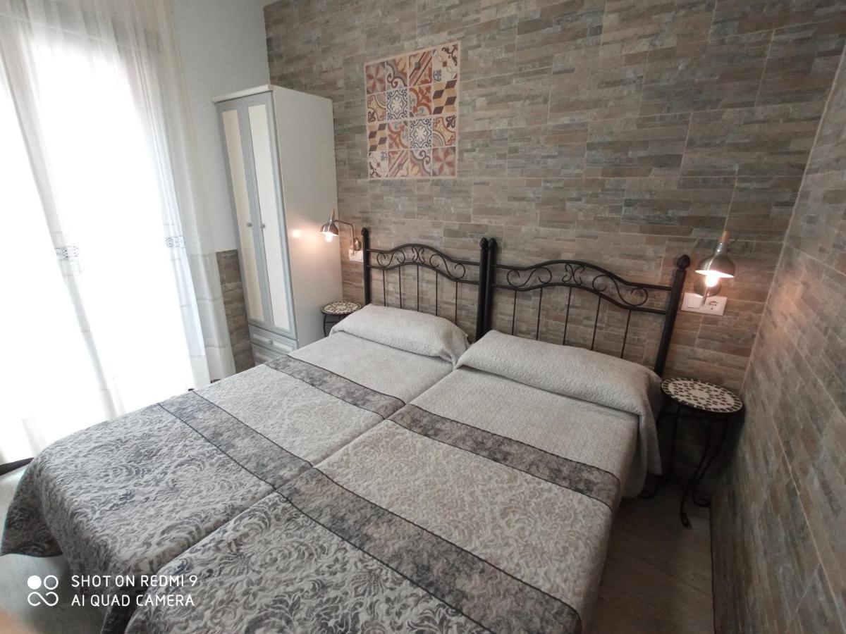 Apartamentos La Casona De Ezcaray Con Terrazas Y Patios Individuales Esterno foto