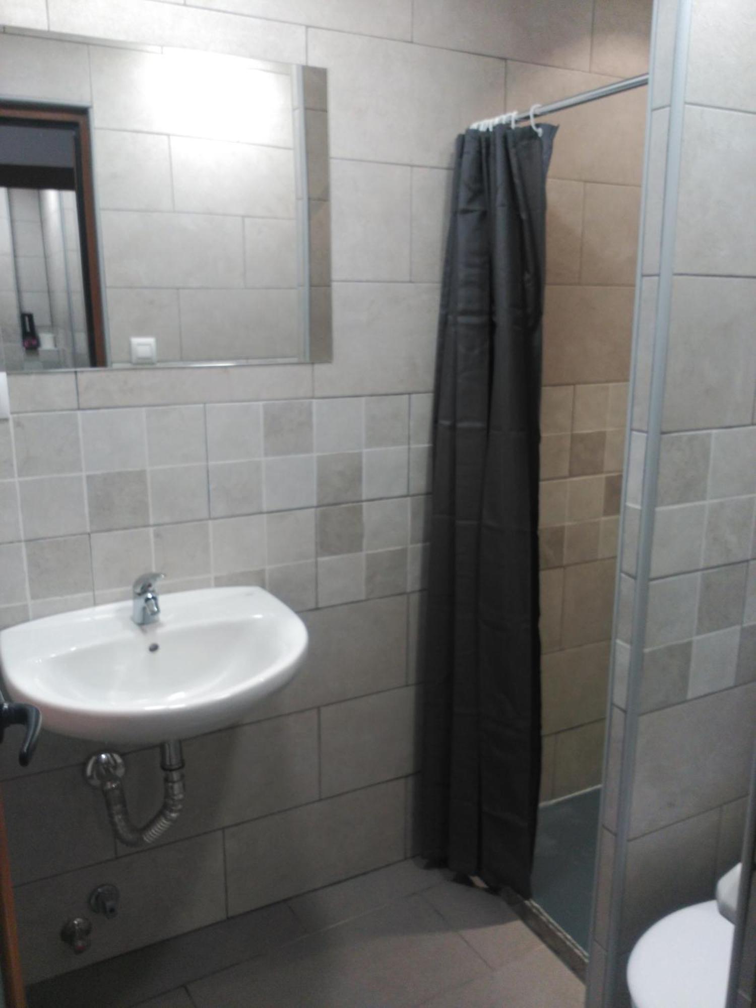 Apartamentos La Casona De Ezcaray Con Terrazas Y Patios Individuales Esterno foto