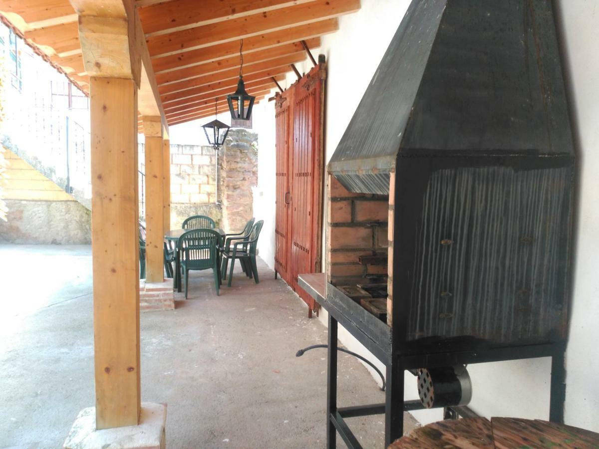 Apartamentos La Casona De Ezcaray Con Terrazas Y Patios Individuales Esterno foto